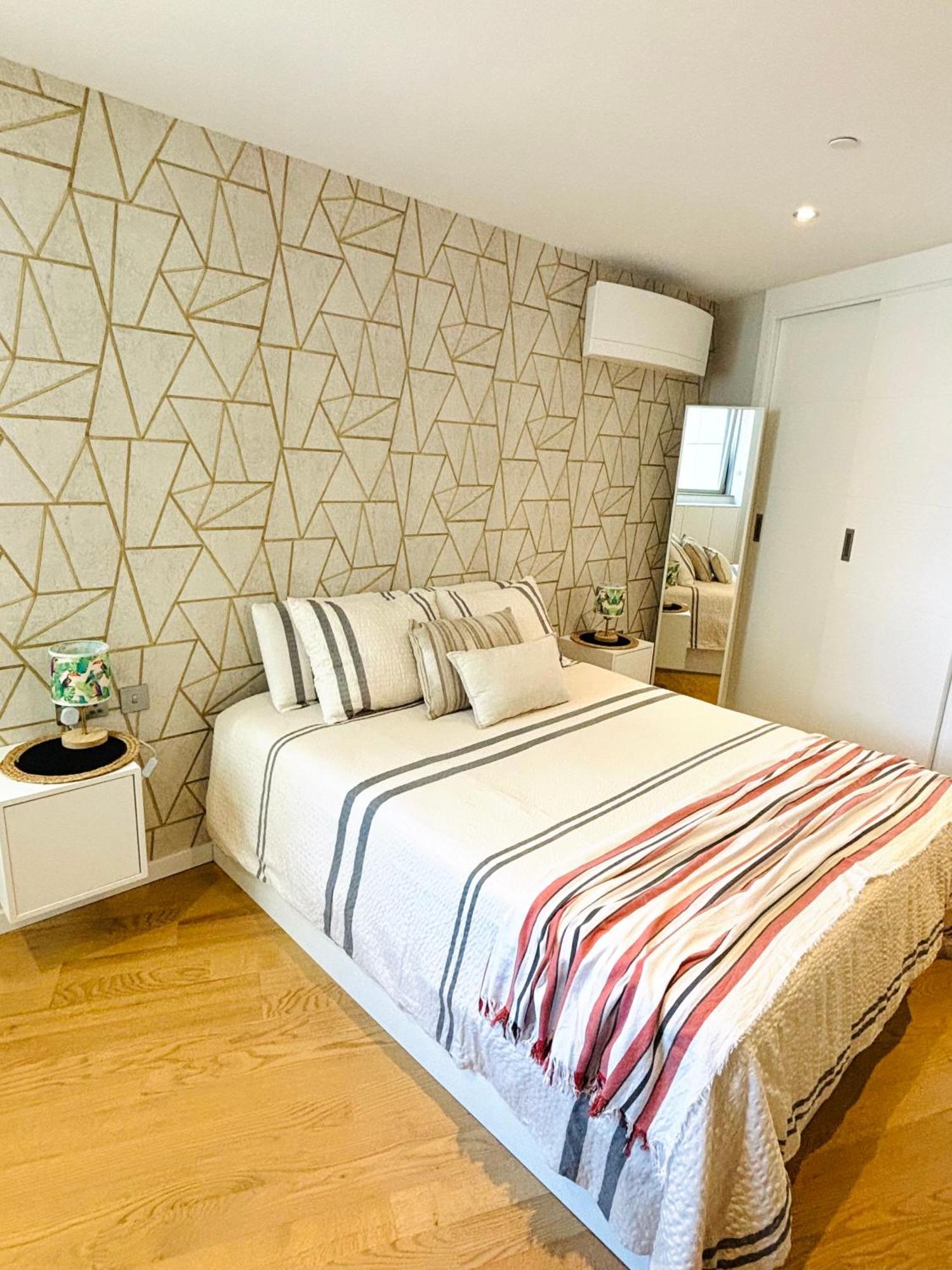 גיברלטר Ocean Village High Floor Luxury Modern Apartment מראה חיצוני תמונה